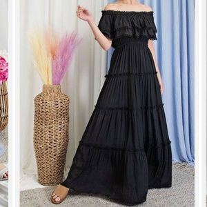 eesome Off the Shoulder Ruffle Maxi Dress, Black, XL, NWT